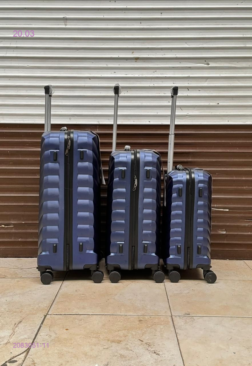 Чемодан 2083051-11