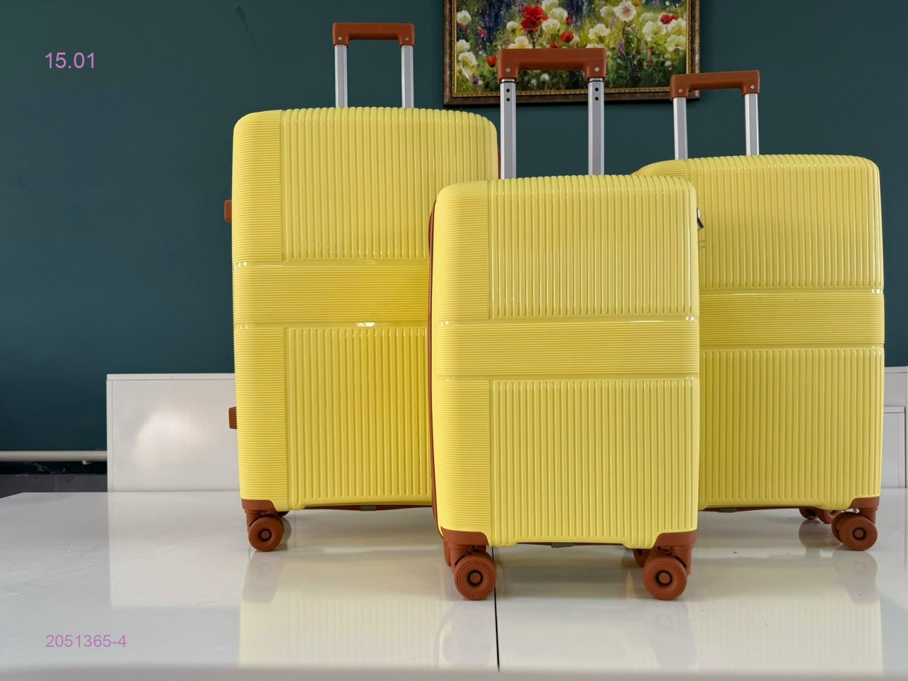 Чемодан 2051365-4