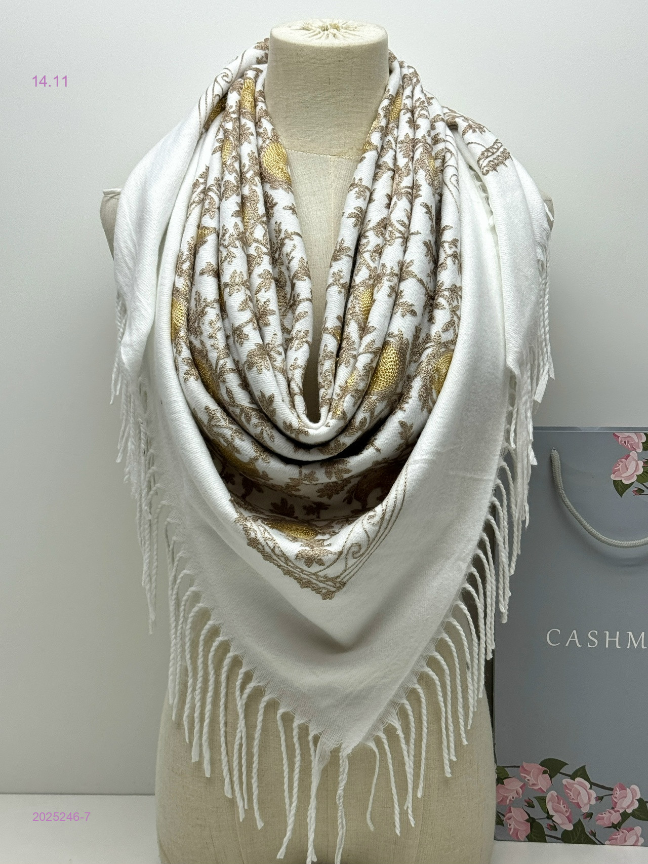 ПЛАТОК 2025246-7