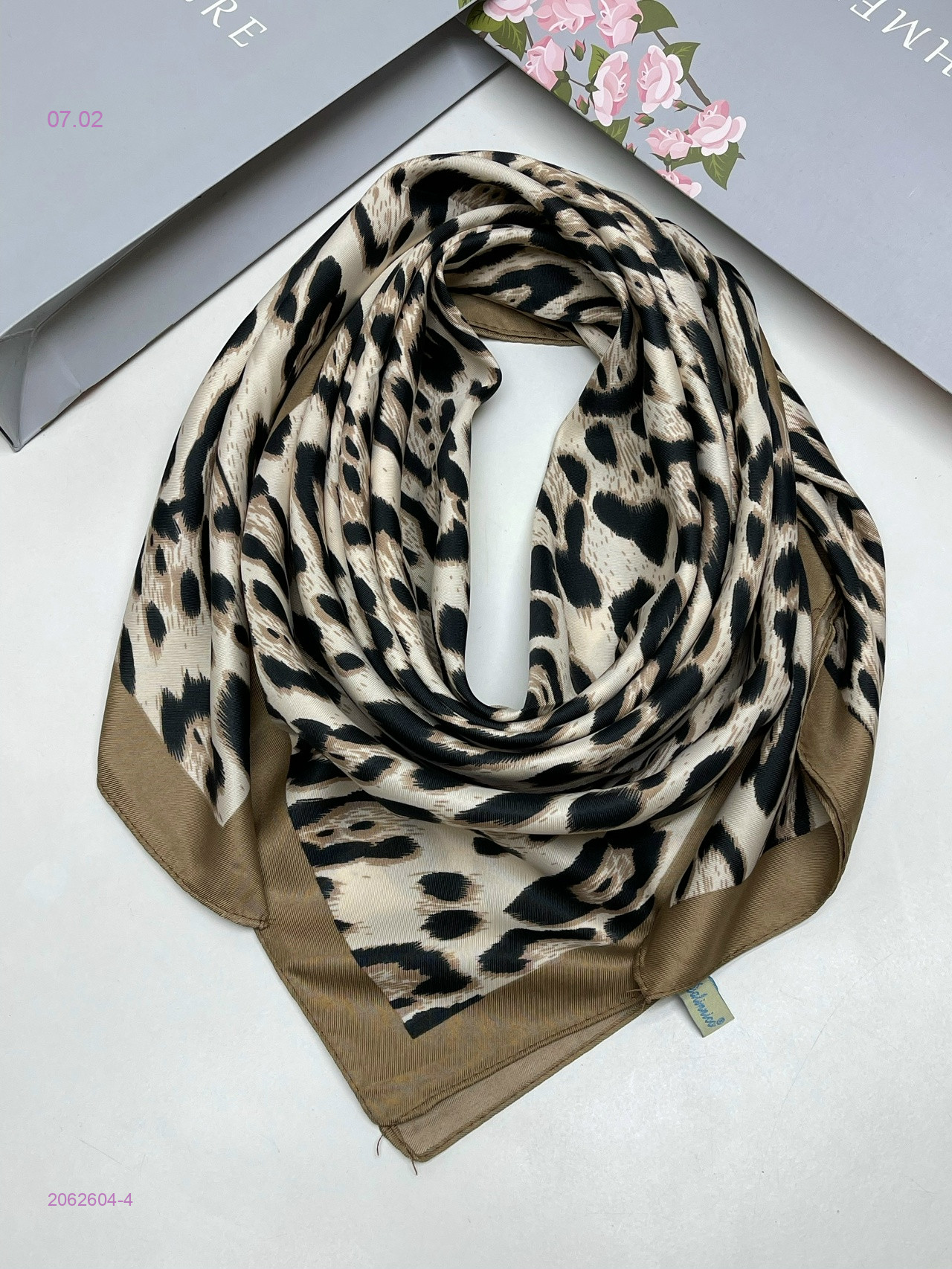 ПЛАТОК 2062604-4