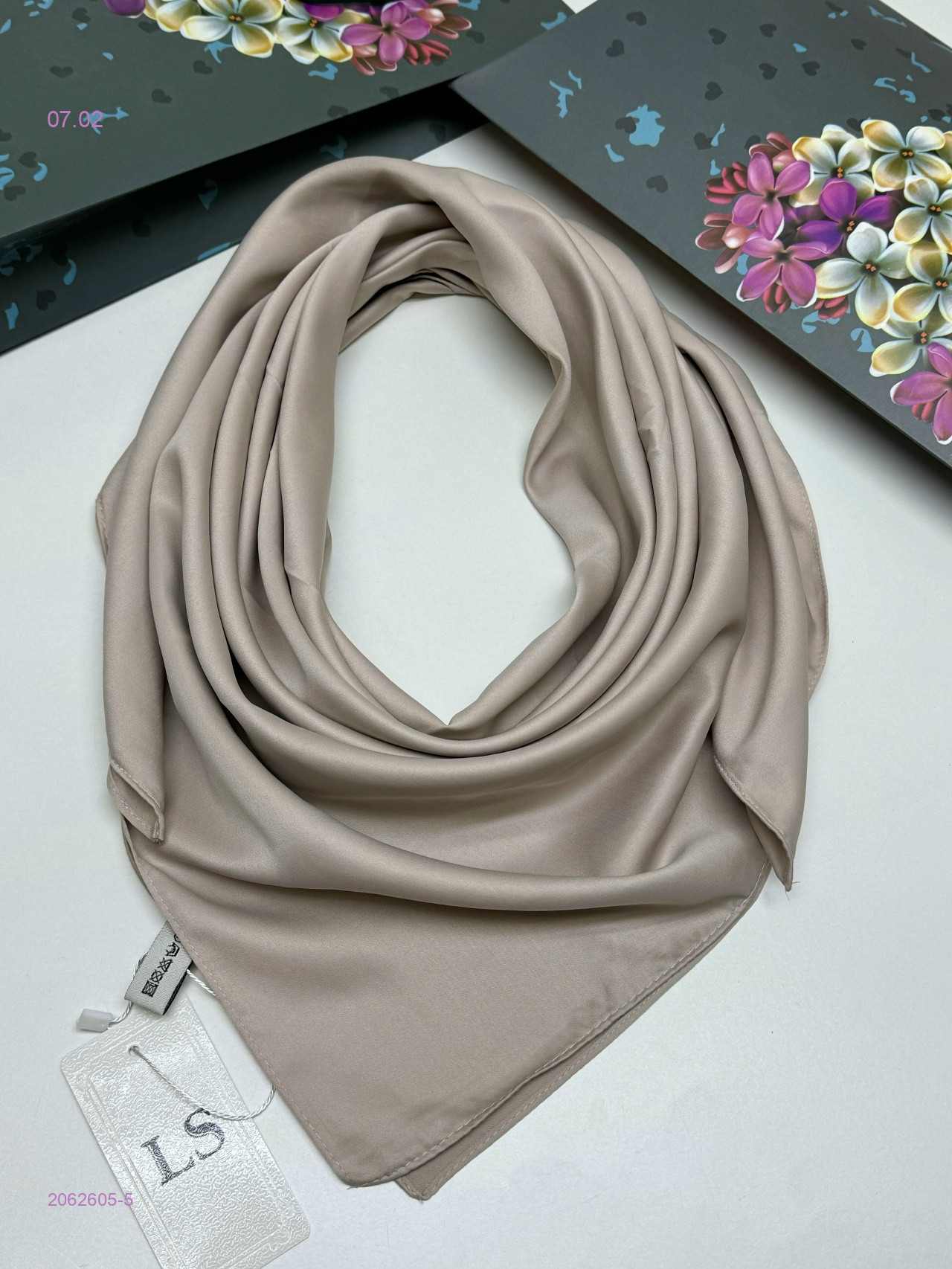 ПЛАТОК 2062605-5