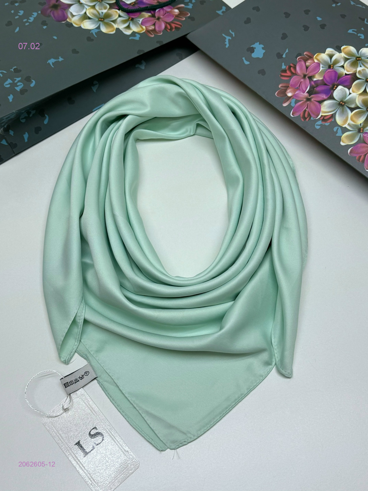 ПЛАТОК 2062605-12