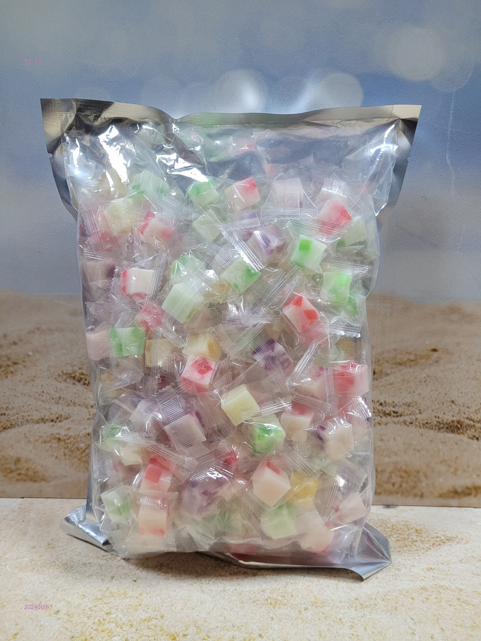 ЖЕВАТЕЛЬНАЯ КОНФЕТА 2024009-1